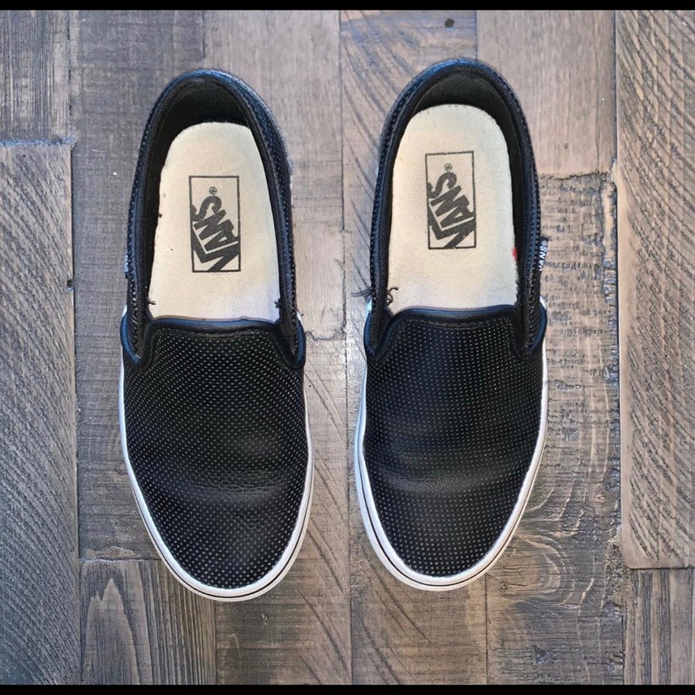 Black leather Vans 6.5